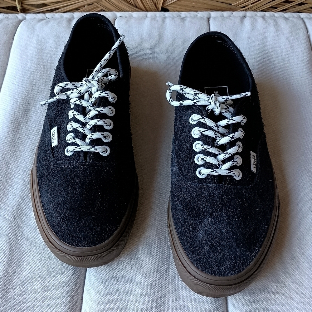 Vans Authentic 'Hairy Suede - Phantom Black Gum'_8